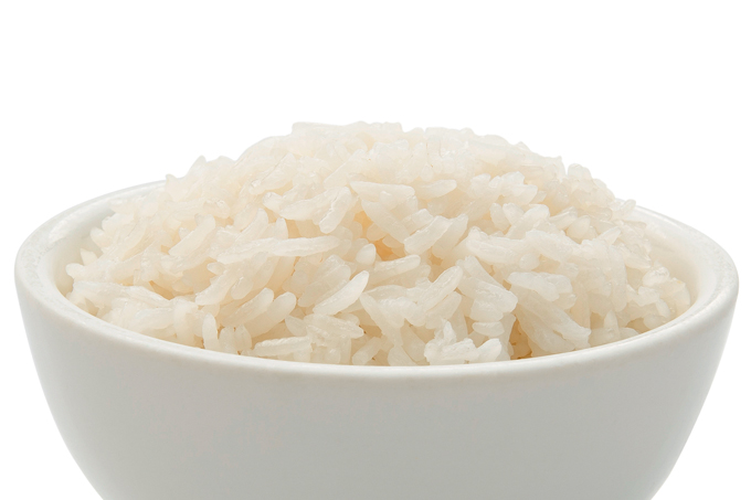O jeito que você cozinha o arroz pode fazer mal