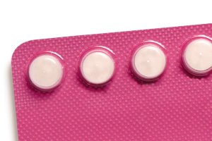Pílula anticoncepcional diminui risco de câncer