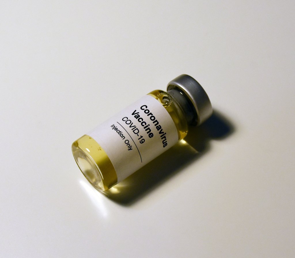 Foto de dose da vacina da Covid-19, que tem plano de vacinação nacional