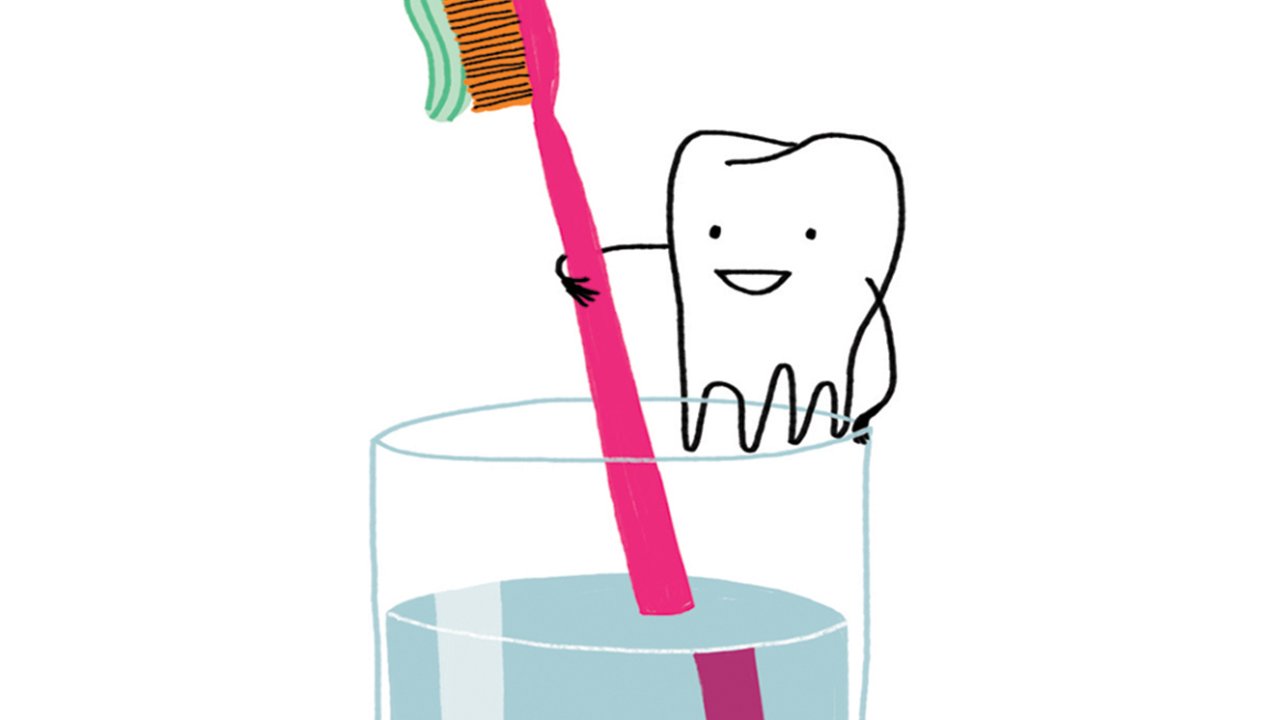 ilustração de copo com água, escova e um dente feliz na borda