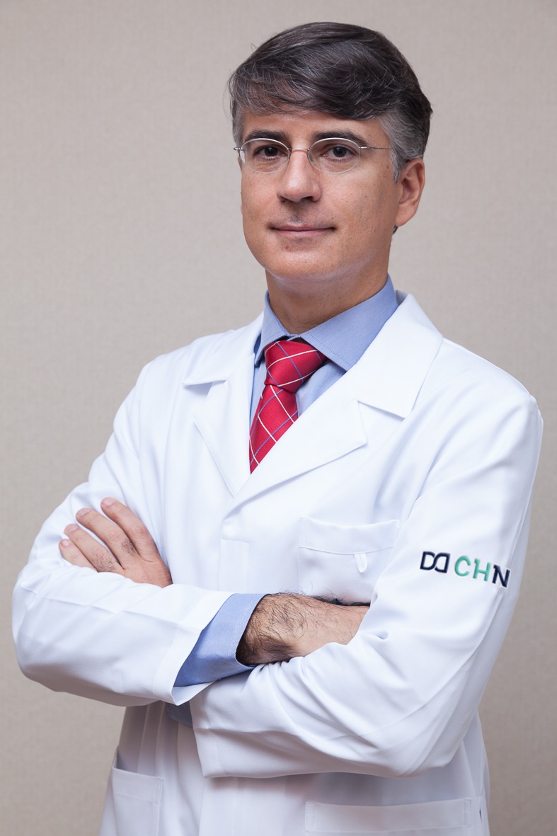 Marcus Tulius, neurologista do Complexo Hospitalar de Niterói -