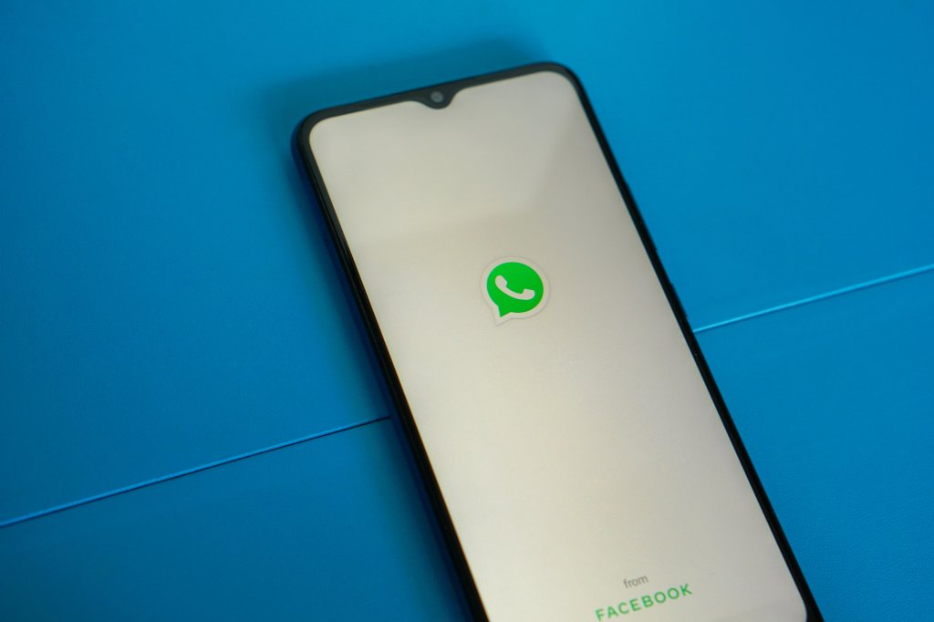 Uso do WhatsApp como ferramenta de trabalho pode abalar a saúde mental