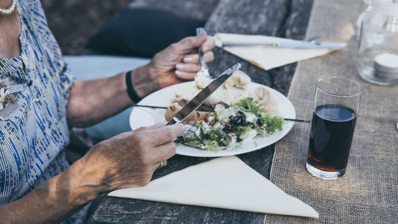 alimentação-idosos-alzheimer