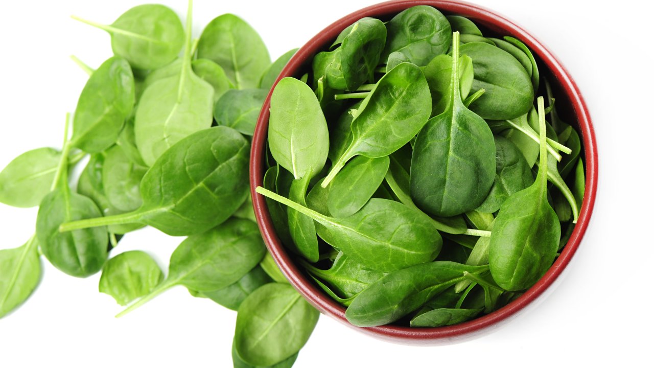 vitamina-k-quais-alimentos-tem-nutriente-espinafre-rucula-repolho