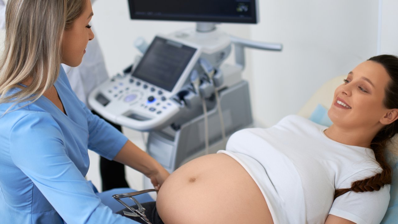 cardiotocografia-fetal-para-que-serve-exame-no-ultimo-trimestre-da-gravidez-anteparto