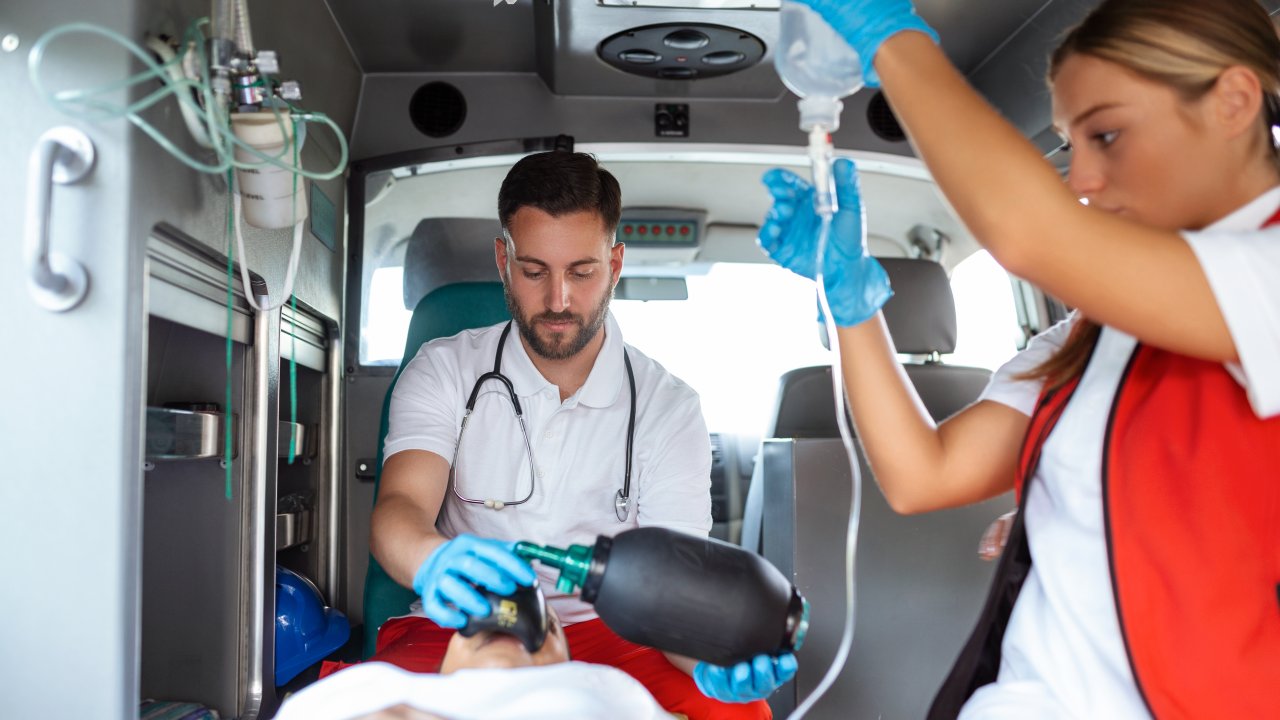 saude-medicina-emergencia-urgencia-ambulancia