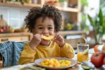 Conheça o novo manual para guiar a alimentação infantil