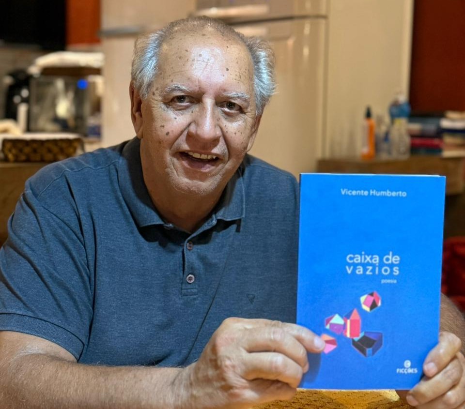 Poesia como terapia: a escrita como caminho de saúde mental na maturidade