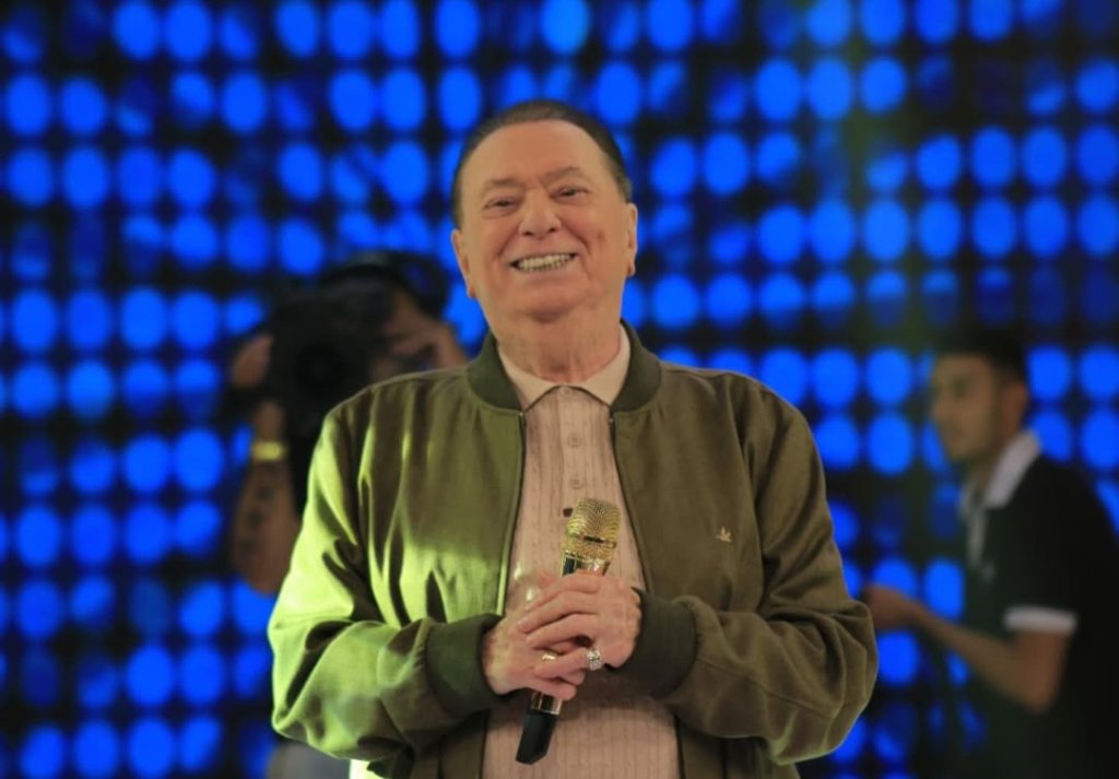 Diverticulite aguda: entenda causa da internação de Raul Gil