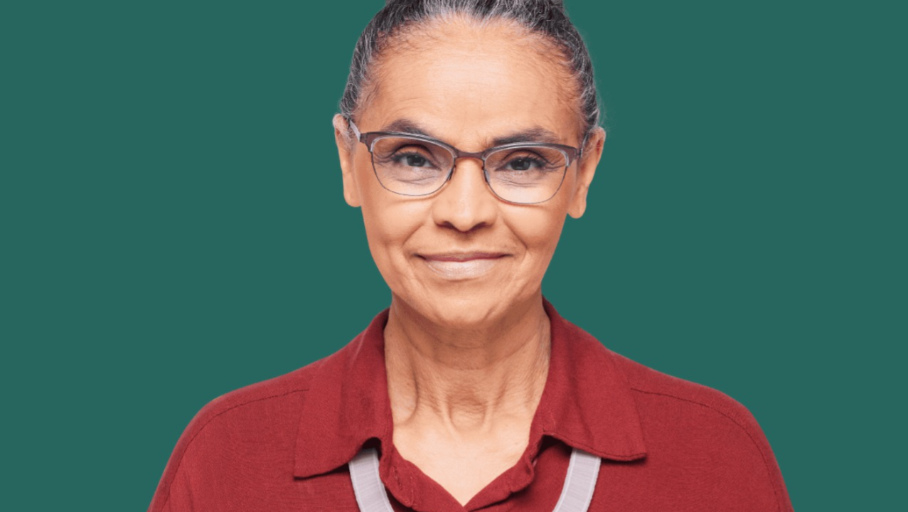 Marina Silva, de 67 anos, ficará afastada de atividades presenciais, mas seguirá trabalhando remotamente, informou o ministério.