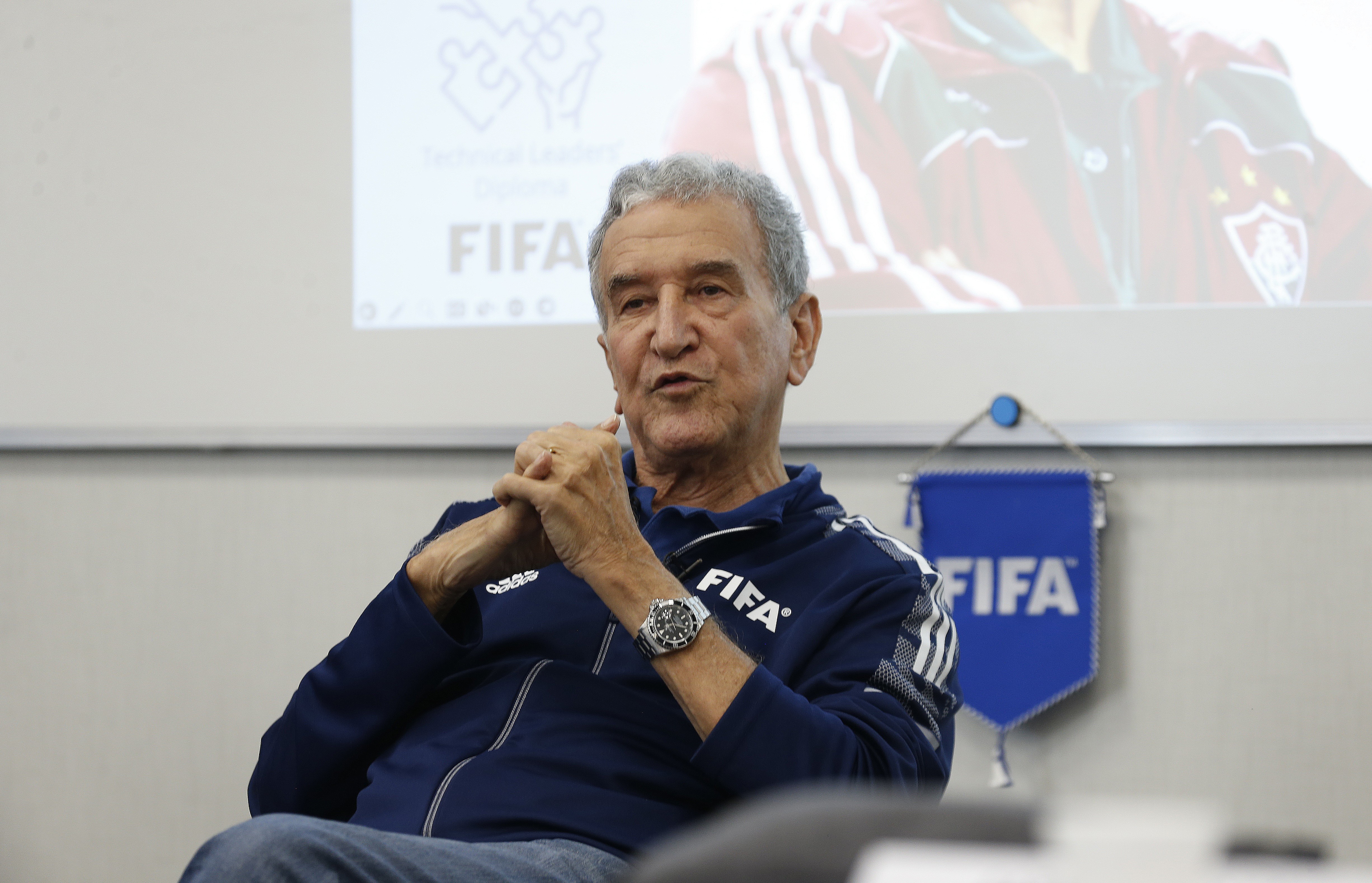 Carlos Alberto Parreira é internado no Rio de Janeiro; veja o que se sabe
