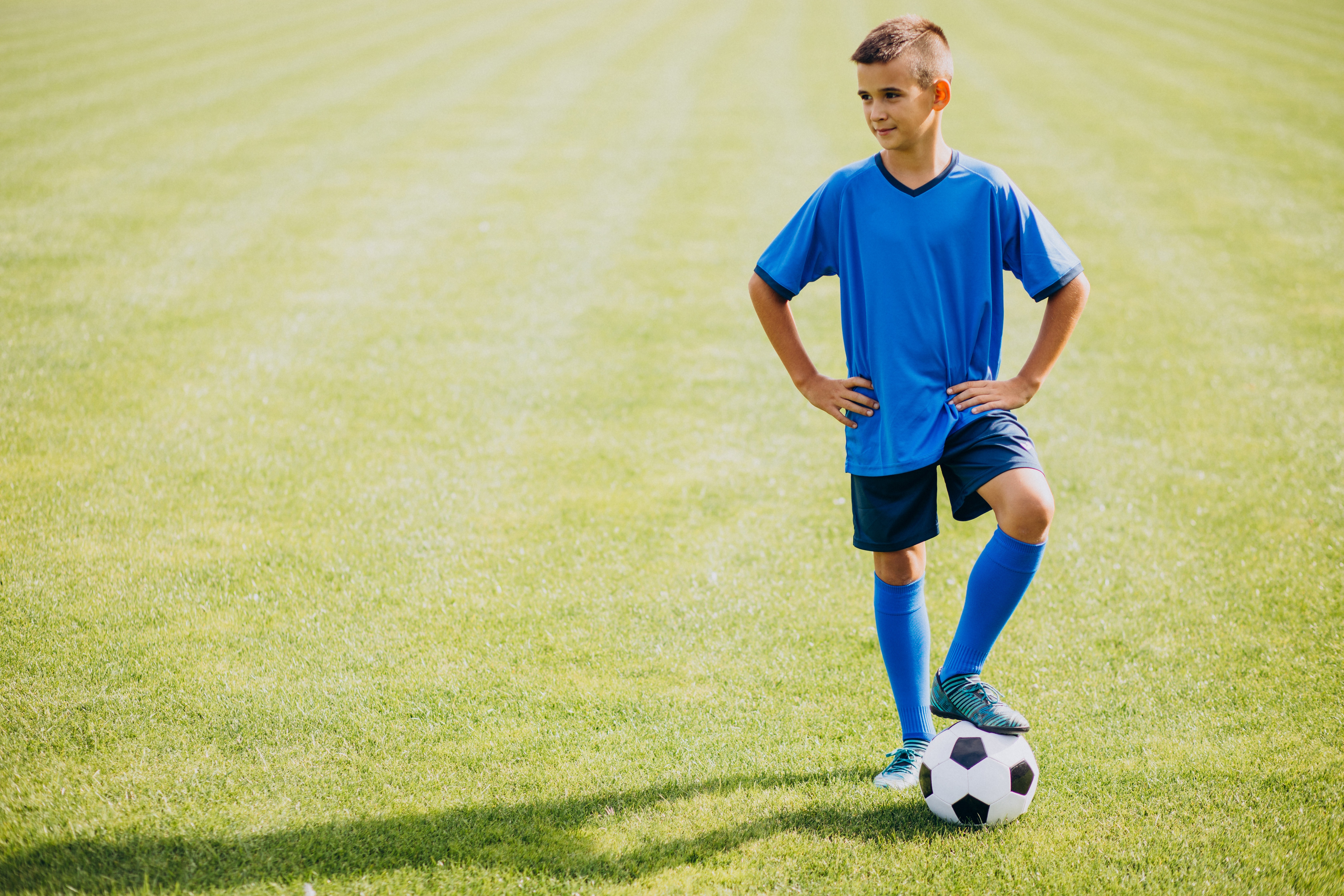Quanto mais cedo começar no esporte, melhor? Por que seu filho não deveria treinar como um